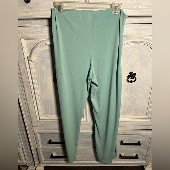 Zara Trafaluc Seagram Green‎ Stretch Striped Wide Leg Track Pants Athleisure - Picture 9 of 9